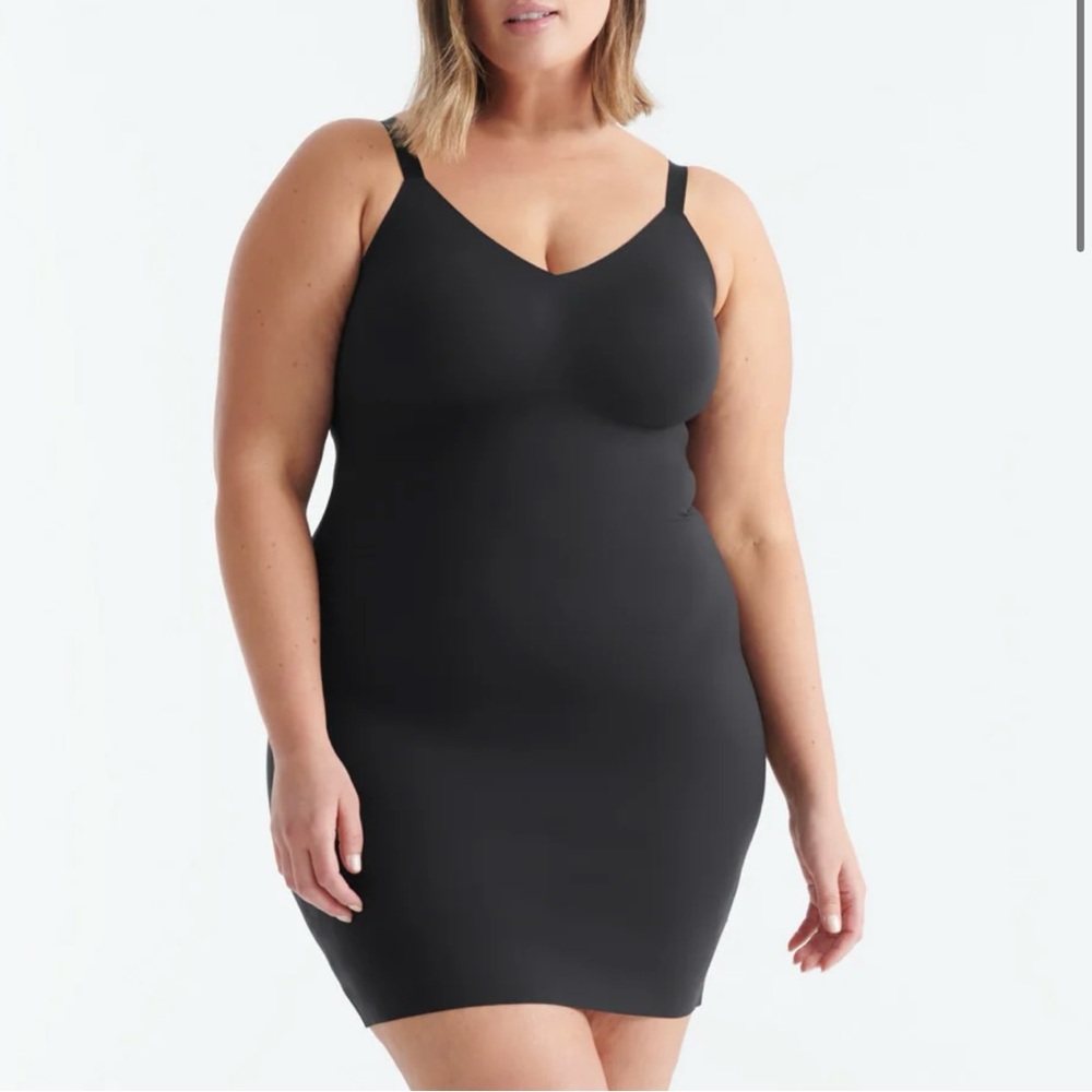 NWOT Knix LuxeLift Shaping Slip